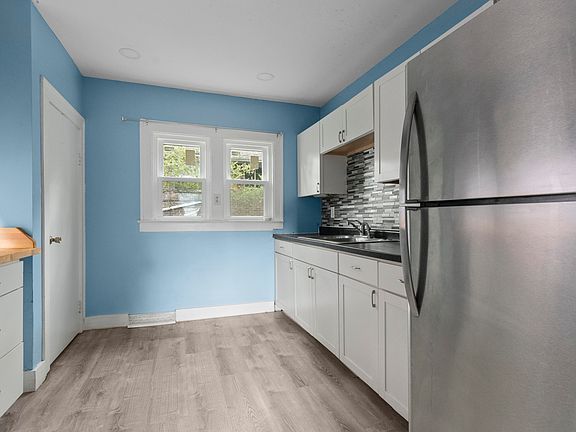 4th image of 2645 Longstreet Ave SW