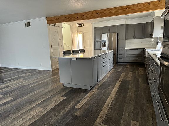 5th image of 10041 NW 36th St #W