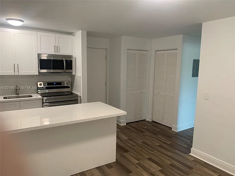1218 Salzedo St #10 — Photo 4