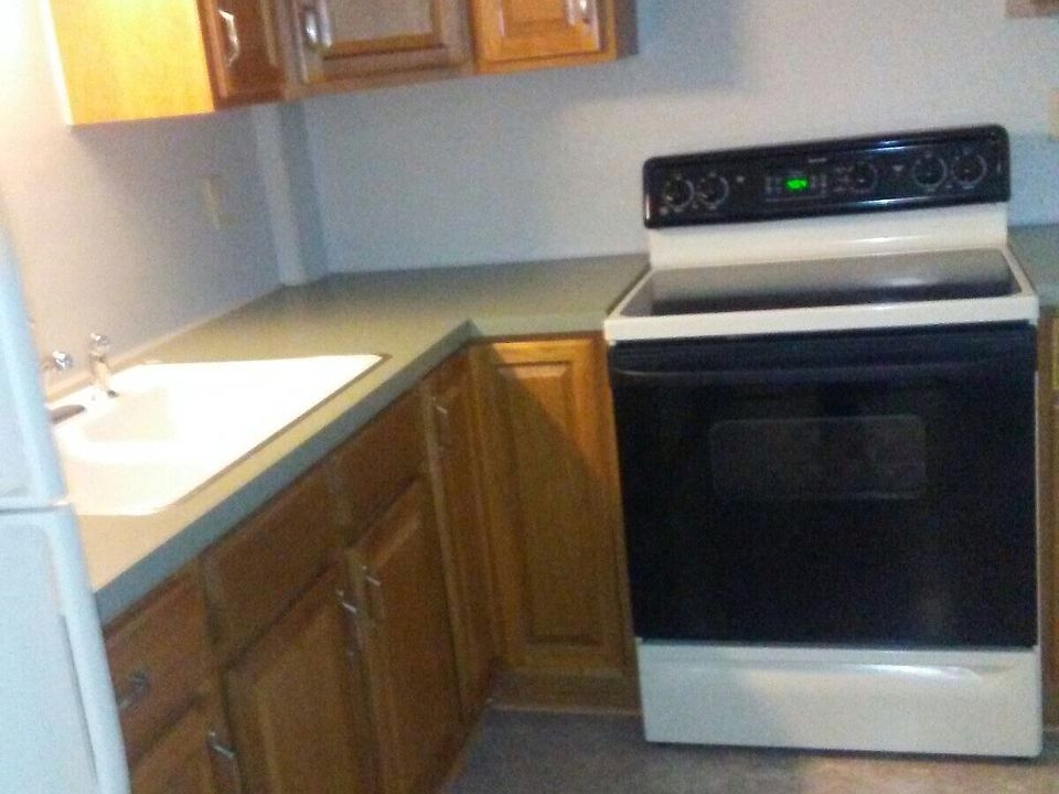 2nd image of 5205 N 18th St