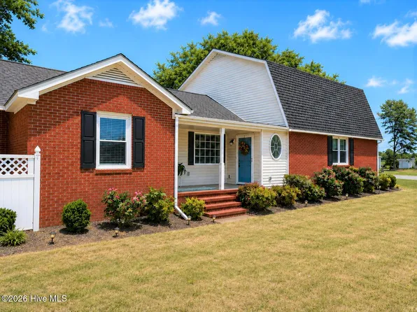 117 S Thomas Street, Beulaville, NC 28518