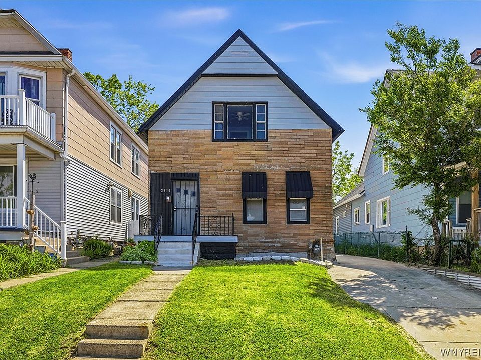 1st image of 2311 Niagara St