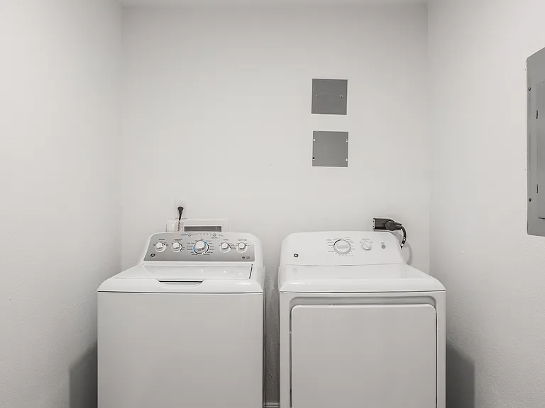 Polo Run Apartments — Photo 37