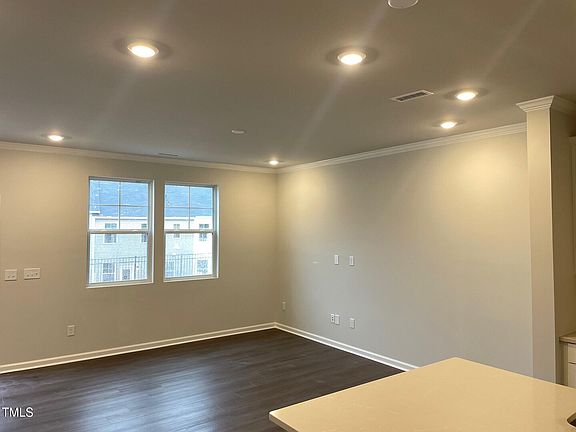 4th image of 1124 Aberleigh Ln