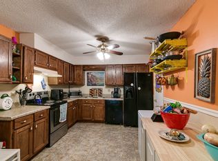 235 Orleans Dr, Clarksville, TN 37042
