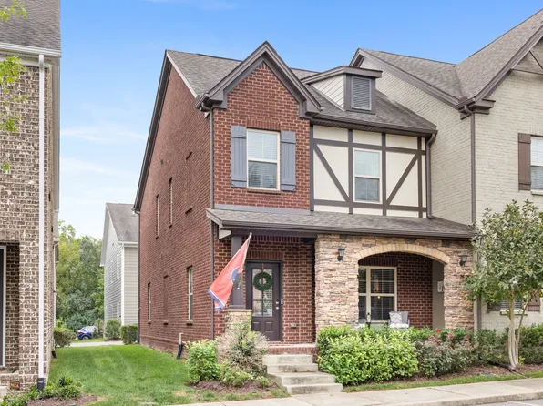 525 Vintage Green Ln, Franklin, TN 37064