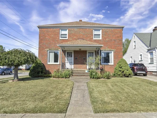 6708 Thornton Dr, Parma, OH 44129