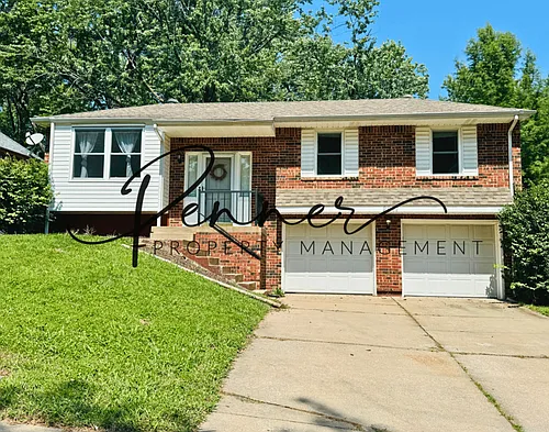 2917 NW Bristol Ct Photo 1