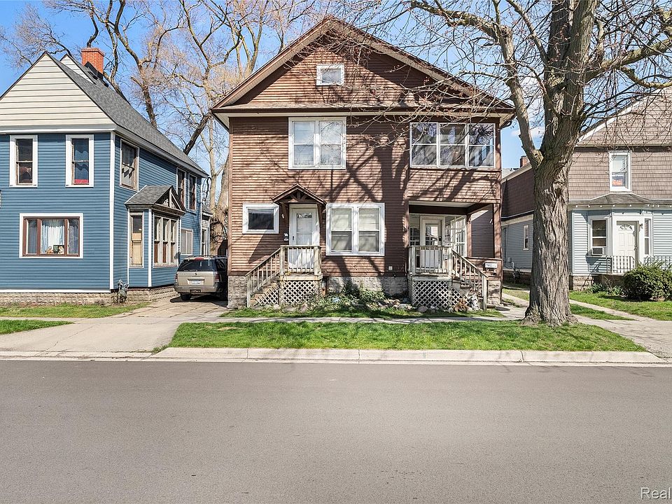 1st image of 1024 8th St