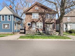 1024 8th St, Port Huron, MI 48060
