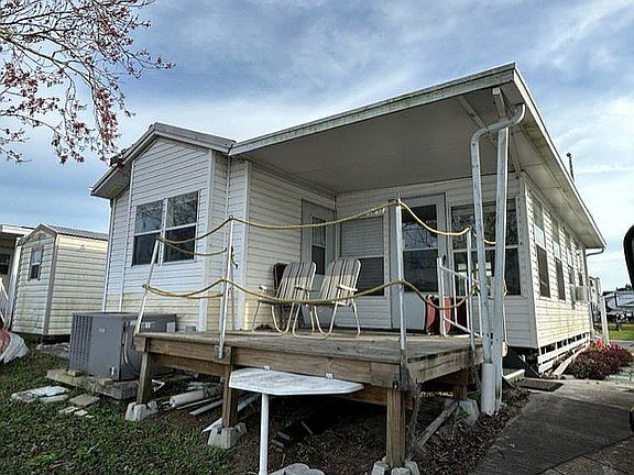 3rd image of 3006 14th Ave SE #20