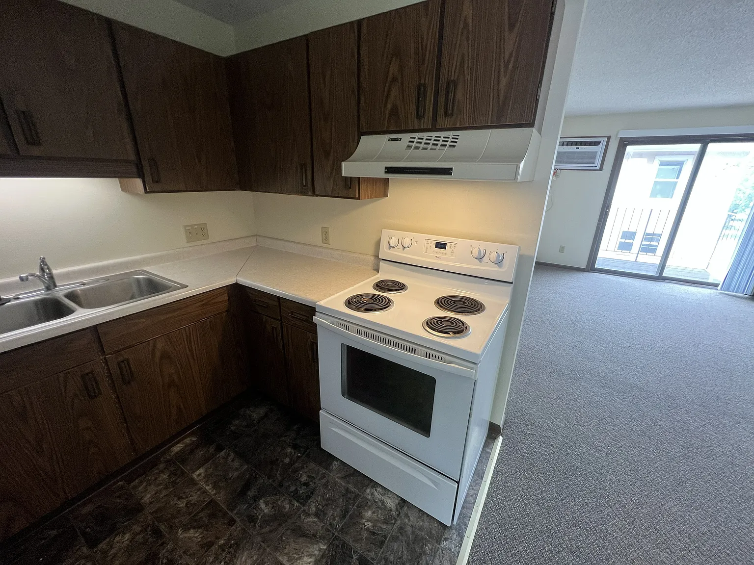 3 bed, $1,485 — Photo 1