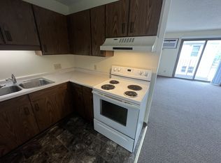 1509 State St APT 3, La Crosse, WI 54601
