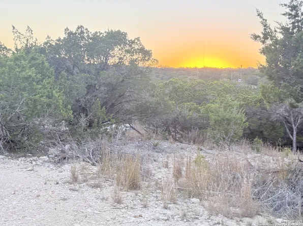 124 Camp Verde LOT 124, Bandera, TX 78003