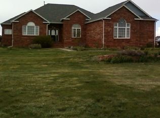 208 Willow Dr, Mead, CO 80542