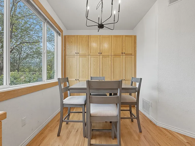 4324 Clay Commons Ct — Photo 6