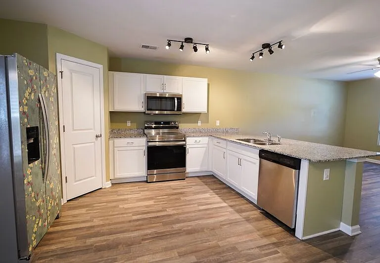 44 Sunrise Cir — Photo 6