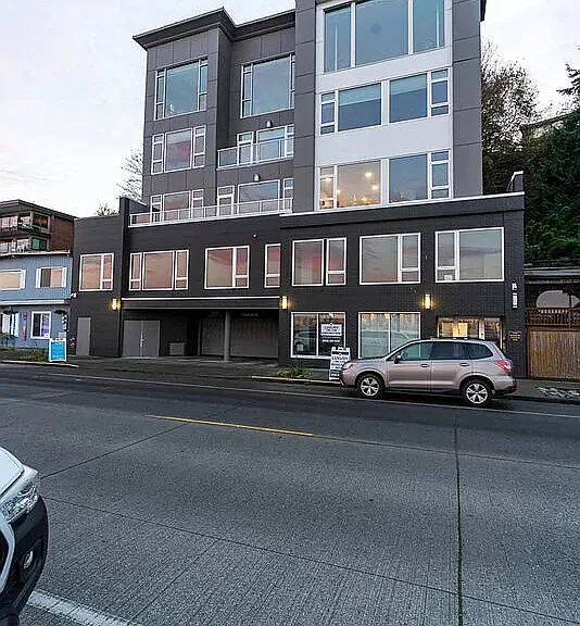 1709 Harbor Ave SW #402 — Photo 24