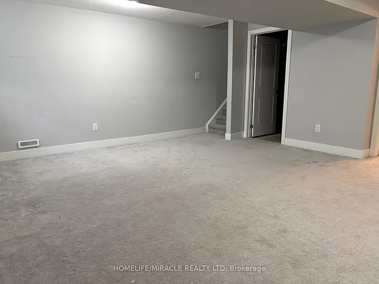 2070 Meadowgate Blvd #60 — Photo 31