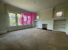 5065-5067 Linsdale St