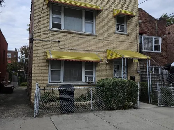 1111 E 213th Street, Bronx, NY 10469