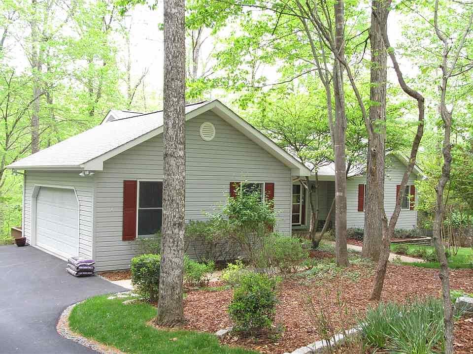 1st image of 52 Wildwood Dr