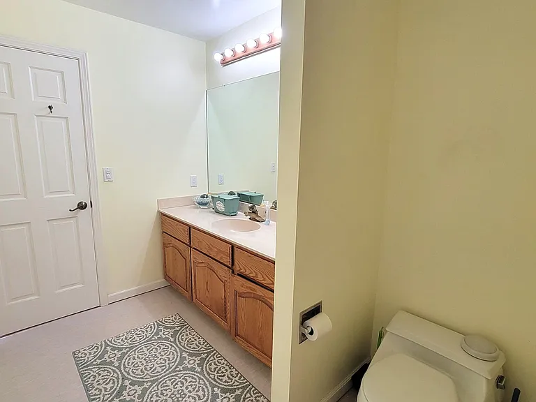 506 Oak Park Way — Photo 9