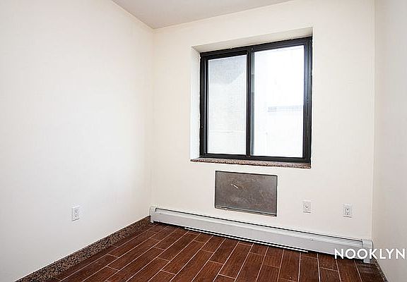 4th image of 26 Troutman St #2