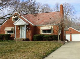 2411 Grant Ave, Cuyahoga Falls, OH 44223