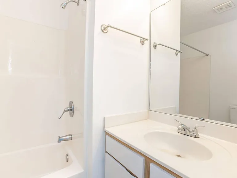 Arlington Apartments — Photo 89