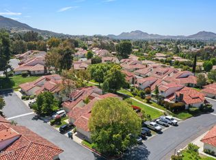 635 White Oak Ln, Newbury Park, CA 91320