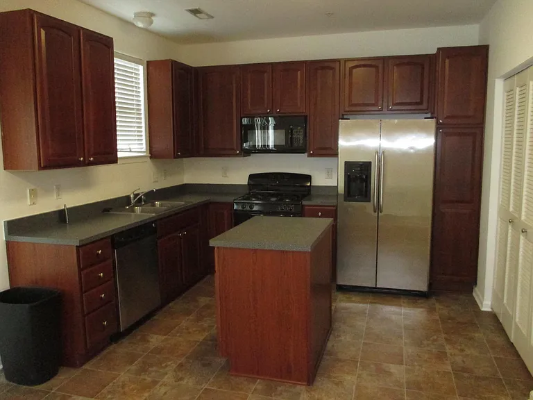 655 Wye Oak Dr — Photo 7