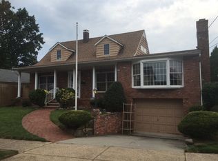 300 Elvin St, Staten Island, NY 10314