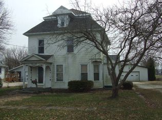 328 E Seminary Ave, Onarga, IL 60955