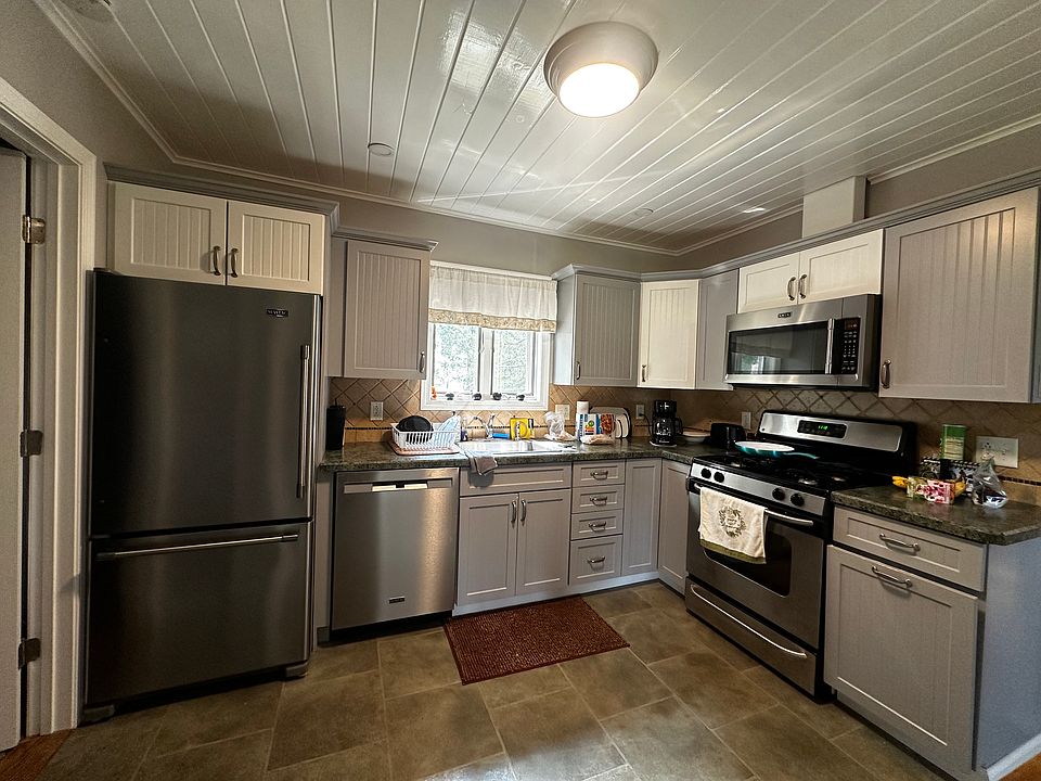 1st image of 561 Pecks Rd
