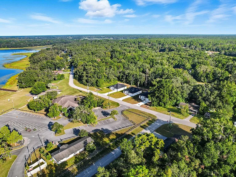 3999 SW Shorewood Dr — Photo 40