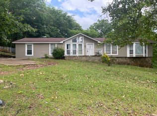 269 Shade Crest Dr, Eastaboga, AL 36260