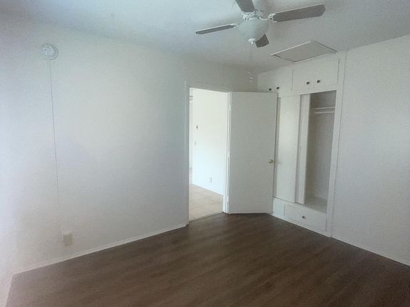 5th image of 222 N Mayflower St