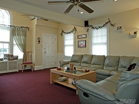 1st image of 103 Saint Pauls Pl