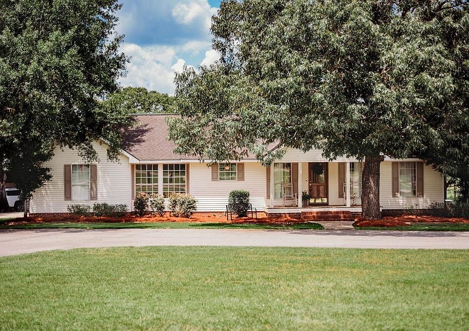 1st image of 21 Long Leaf Ln