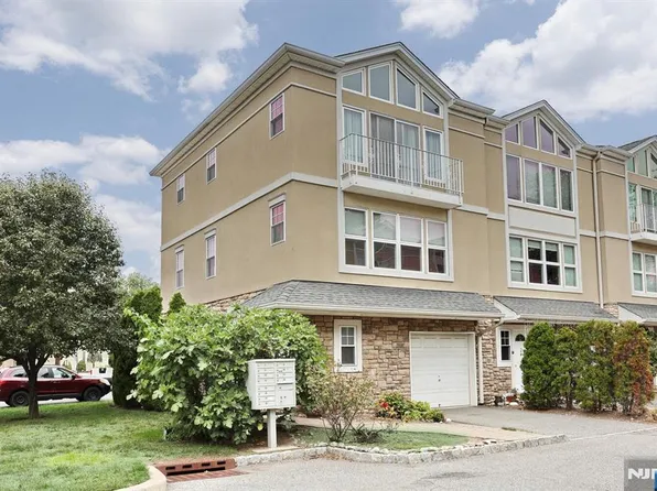 6 Central Ave Suite 1, Rochelle Park, NJ 07662