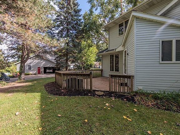 4th image of 619 N Oakhurst Ct