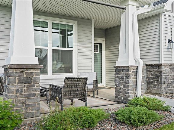 3rd image of 12282 Hazel Ln