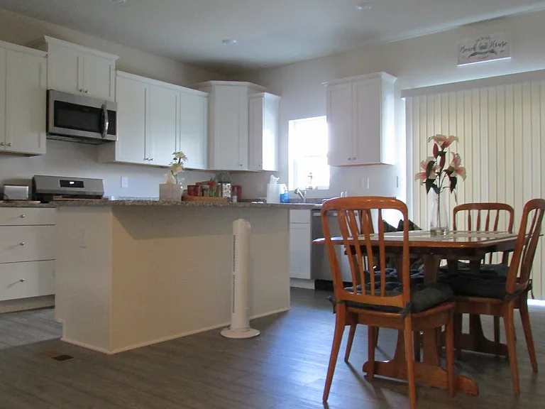 29369 Oxford Dr — Photo 8