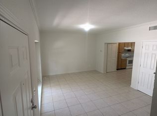 114 Cedar St APT 8, Saint Augustine, FL 32084