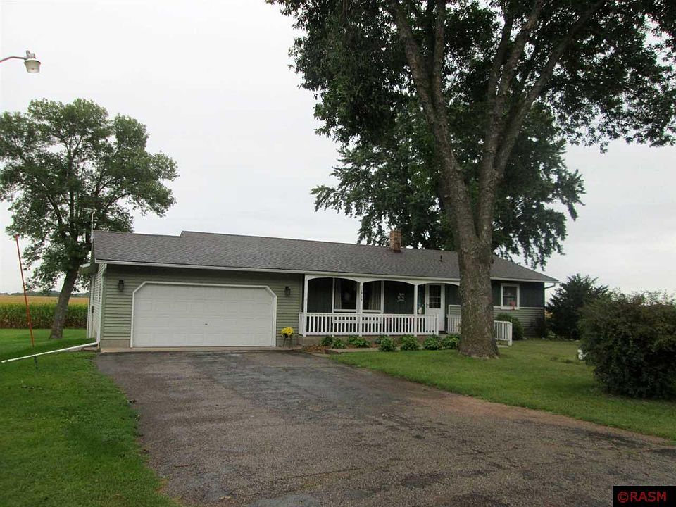 1st image of 32418 Grogan Dr