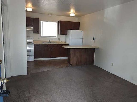 4th image of 3520 E 2nd St APT 12