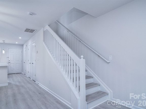 4th image of 12914 Mosby Ln