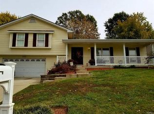610 Willow Wood Ct, Saint Charles, MO 63303