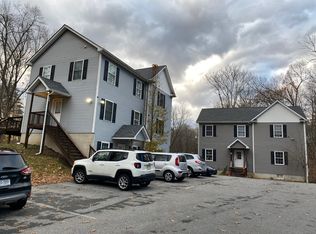 15 Big Meadow Ln #A, Poughkeepsie, NY 12601
